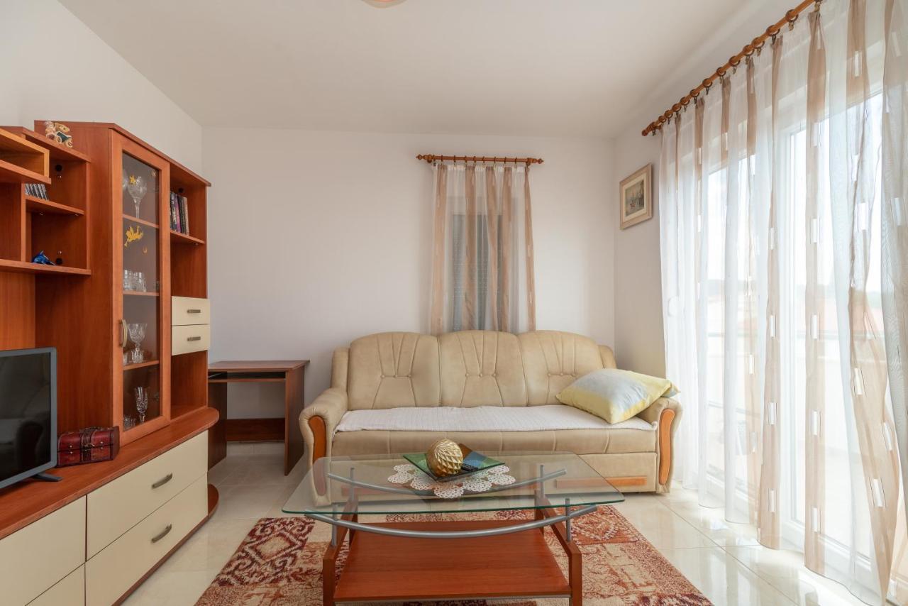 Apartman Dildo Lägenhet Trogir Exteriör bild
